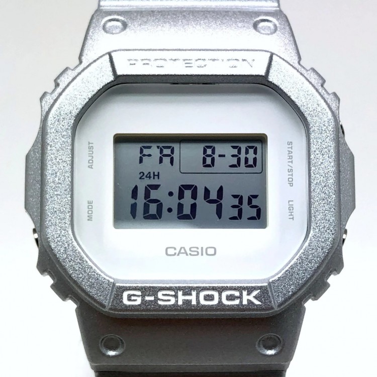 Ceas Barbati, Casio G-Shock, The Origin DW-5600SG-7ER