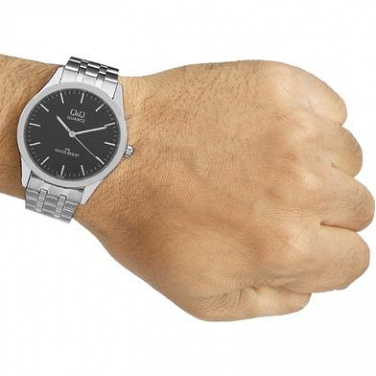 Ceas Barbati, Q&Q by Citizen, Classic C152J202Y