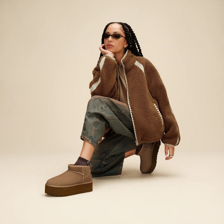 Ghete Dama, UGG, Classic Ultra Mini Platform 1135092-LBN Ghete Dama, UGG, Classic Ultra Mini Platform 1135092-LBN