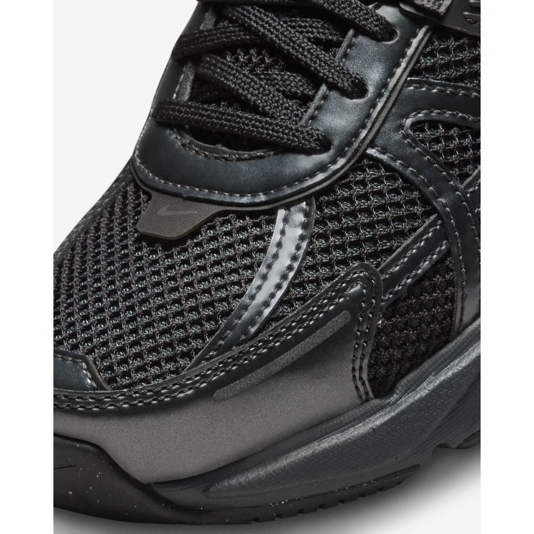 Pantofi Sport Dama, Nike, V2K Run FD0736-001 Pantofi Sport Dama, Nike, V2K Run FD0736-001